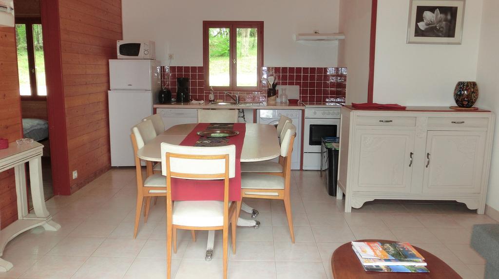 Le Village Enchanteur La Chapelle-Aubareil Εξωτερικό φωτογραφία